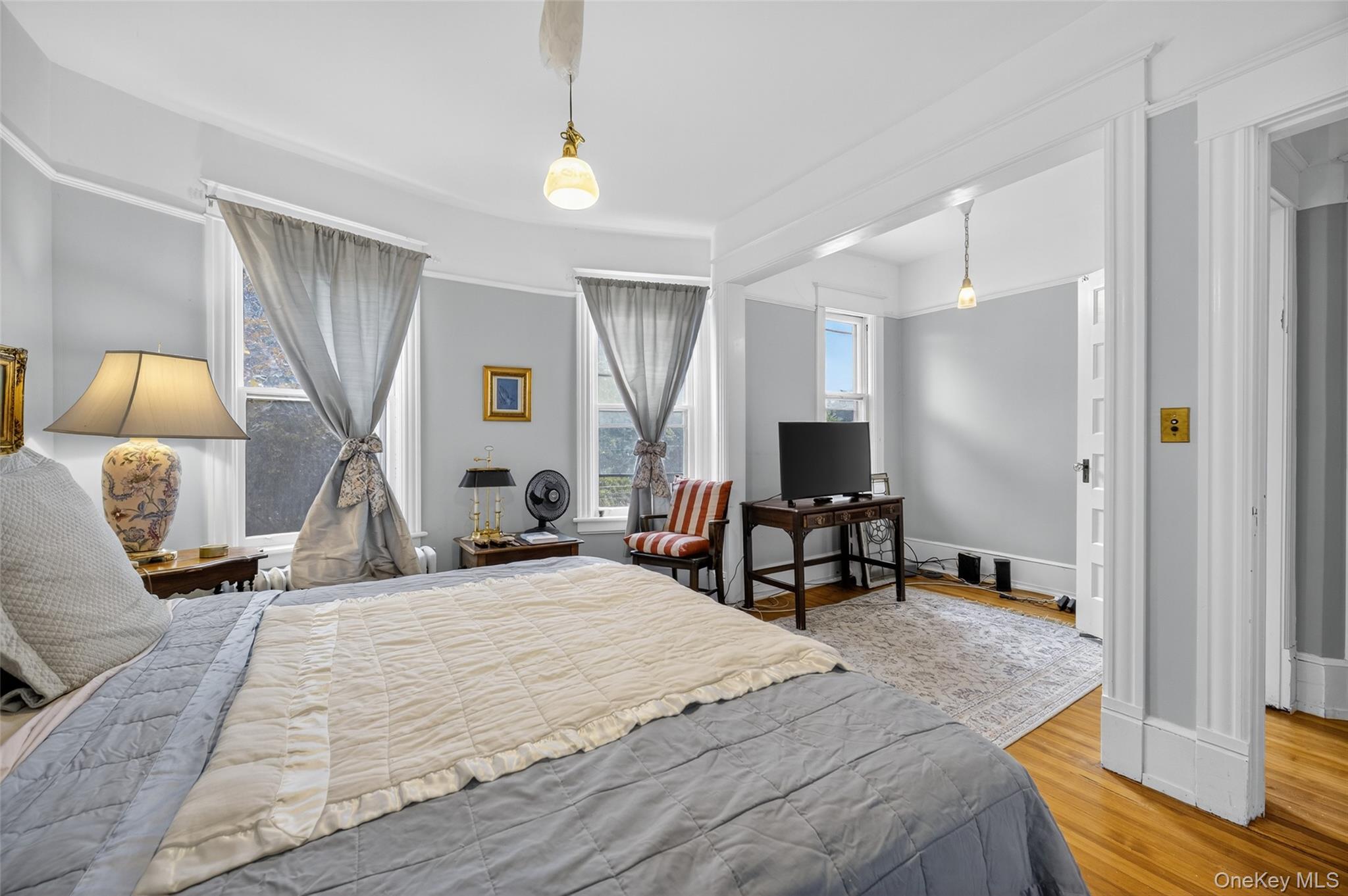 Poughkeepsie, New York 12601, United States, 4 Bedrooms Bedrooms, ,2 BathroomsBathrooms,Residential,Active,233626