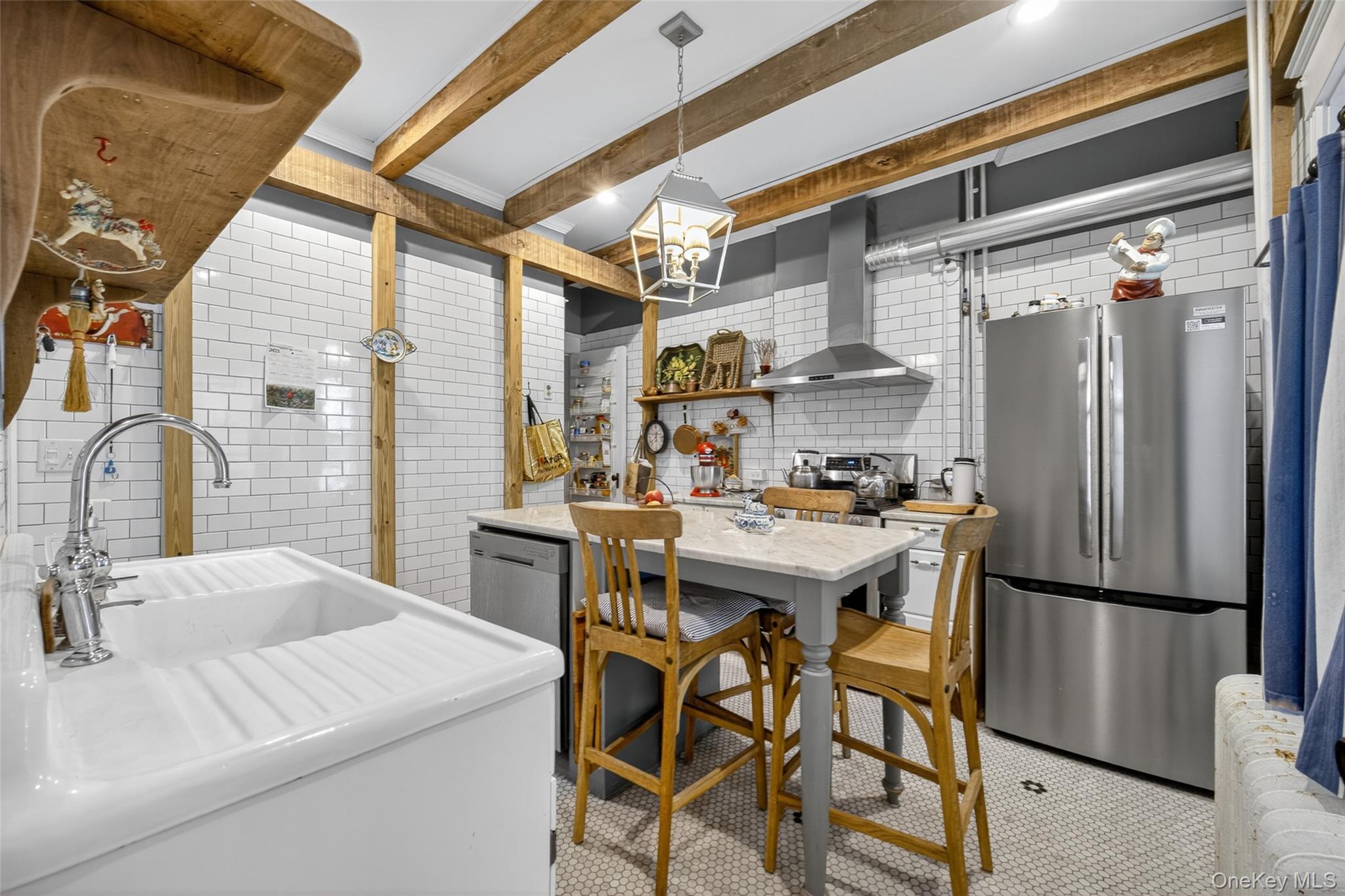 Poughkeepsie, New York 12601, United States, 4 Bedrooms Bedrooms, ,2 BathroomsBathrooms,Residential,Active,233626