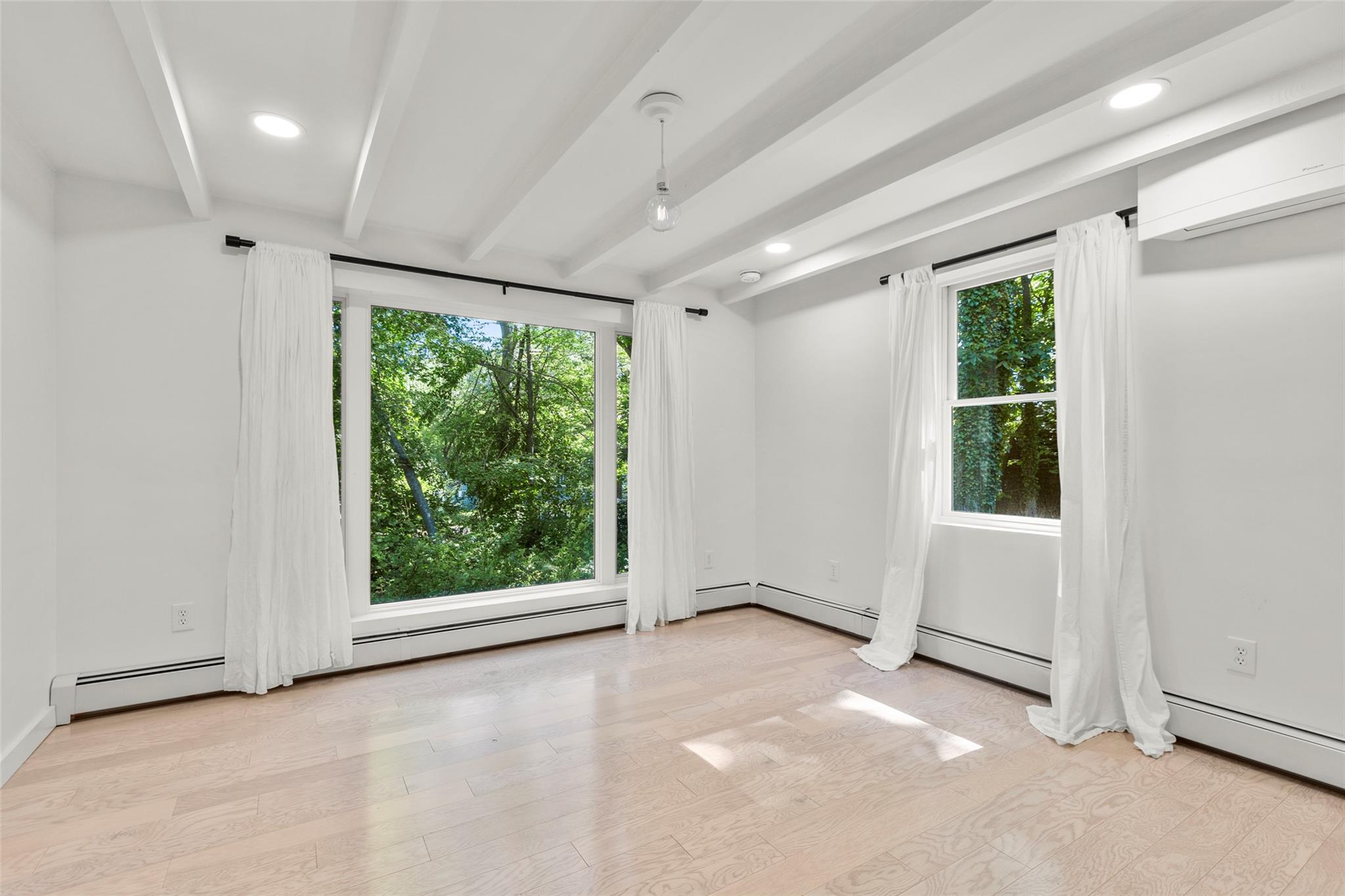 5 1/2 Locust Avenue, Stony Brook, New York image 6