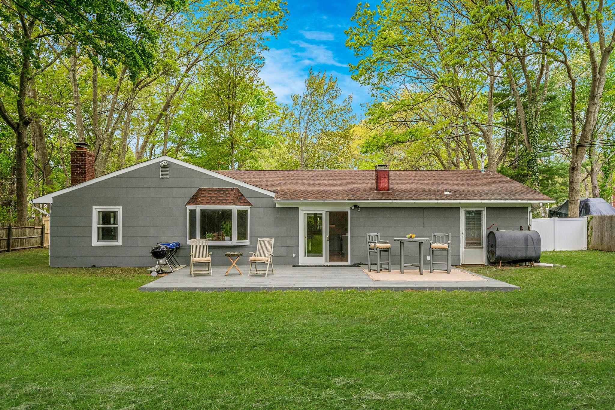 7 Sandstone Lane, Stony Brook, New York image 19