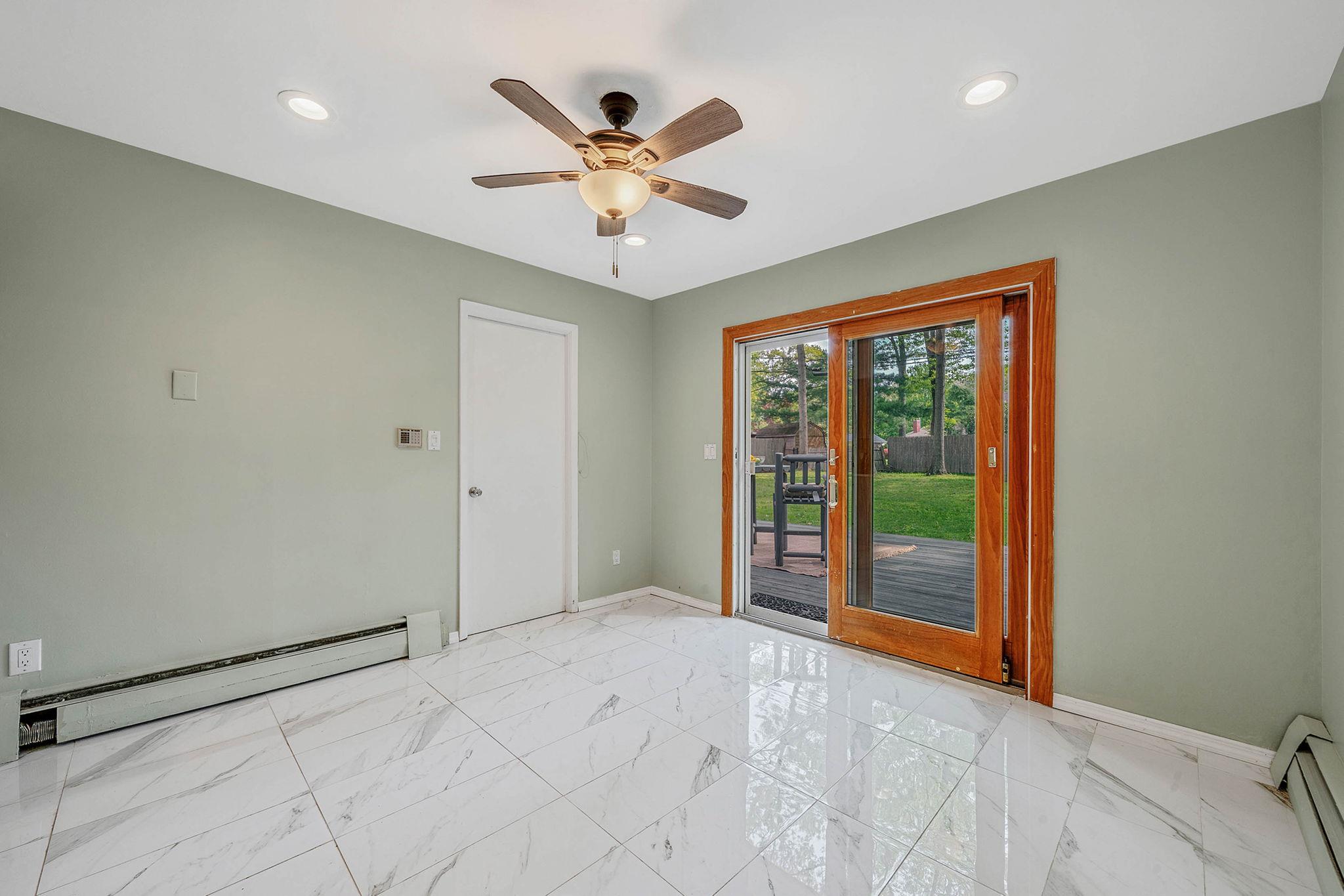 7 Sandstone Lane, Stony Brook, New York image 11