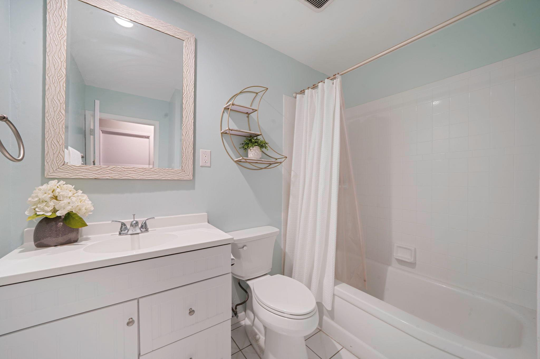 7 Sandstone Lane, Stony Brook, New York image 13