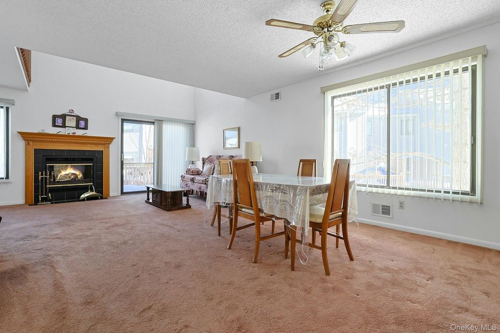 Photo of 2 Linda Court, Nanuet, NY 10954 (MLS # 956444)