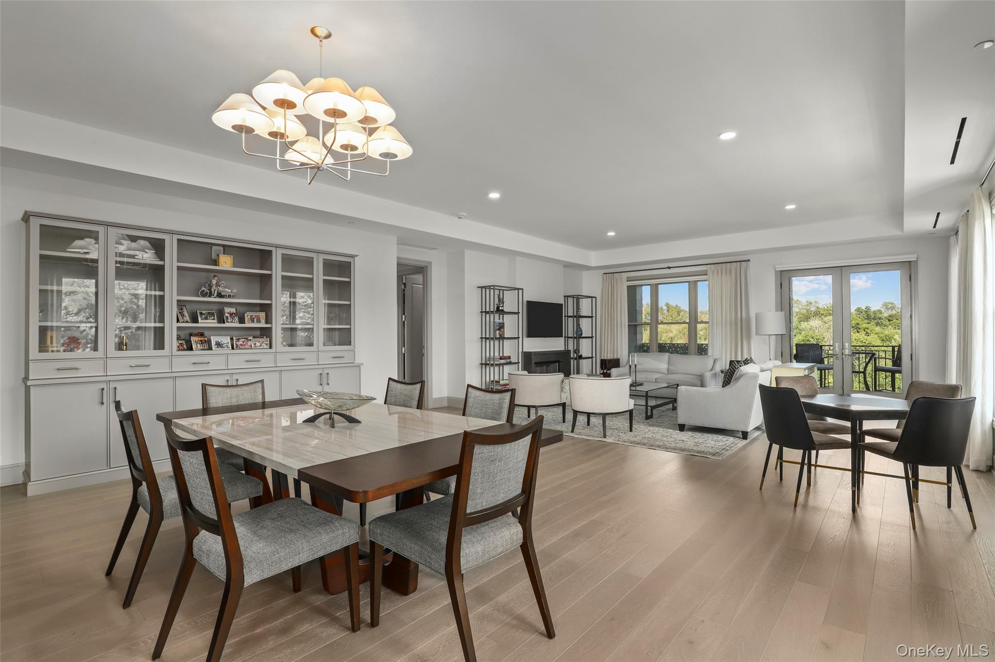 120 Old Post Road PH-B301