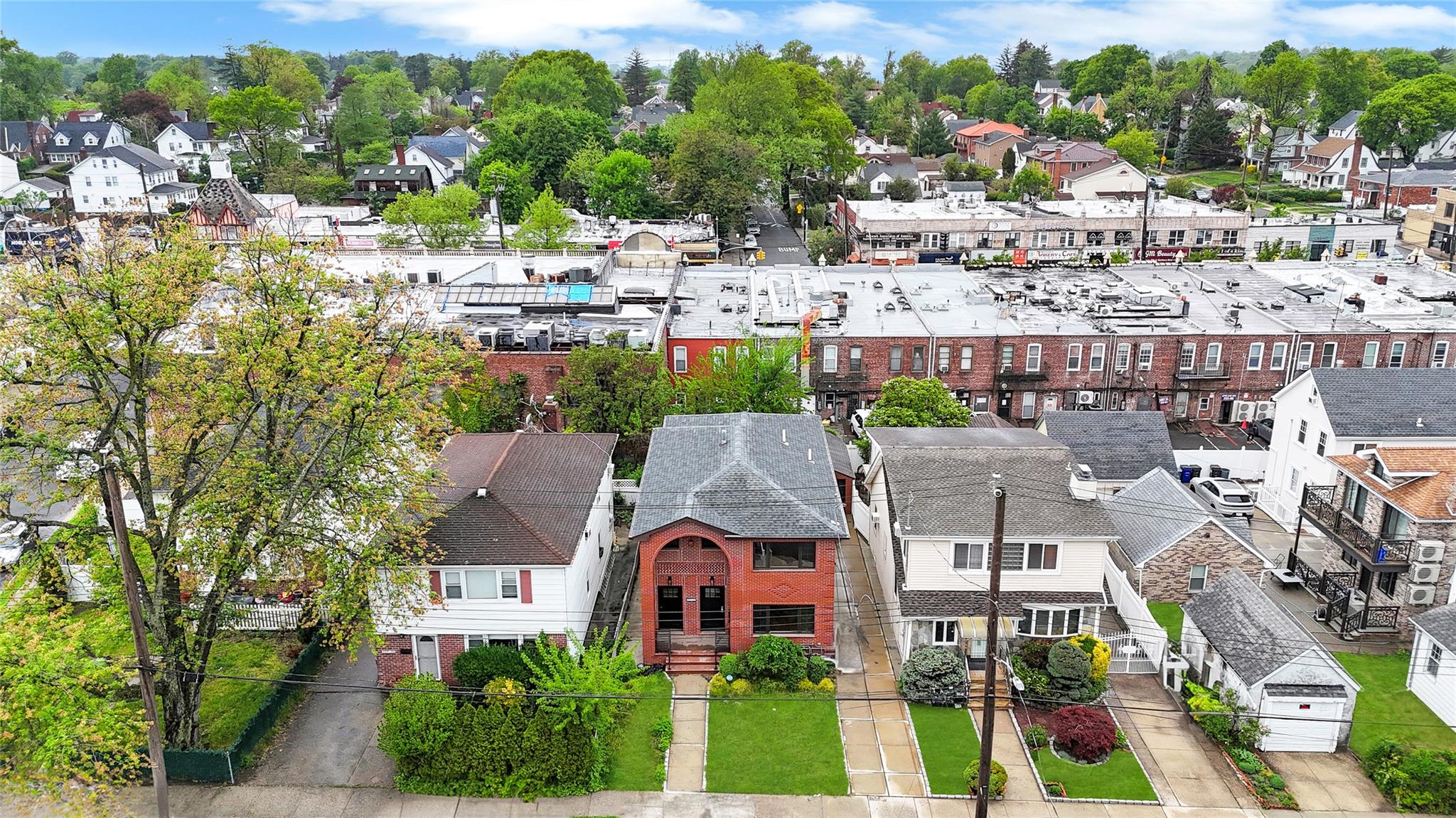 253-45 Pembroke Avenue