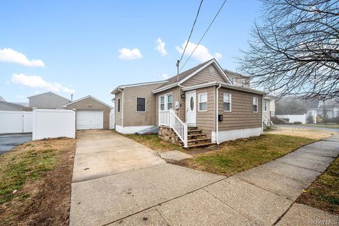 3665 Ionia Street Seaford NY 11783