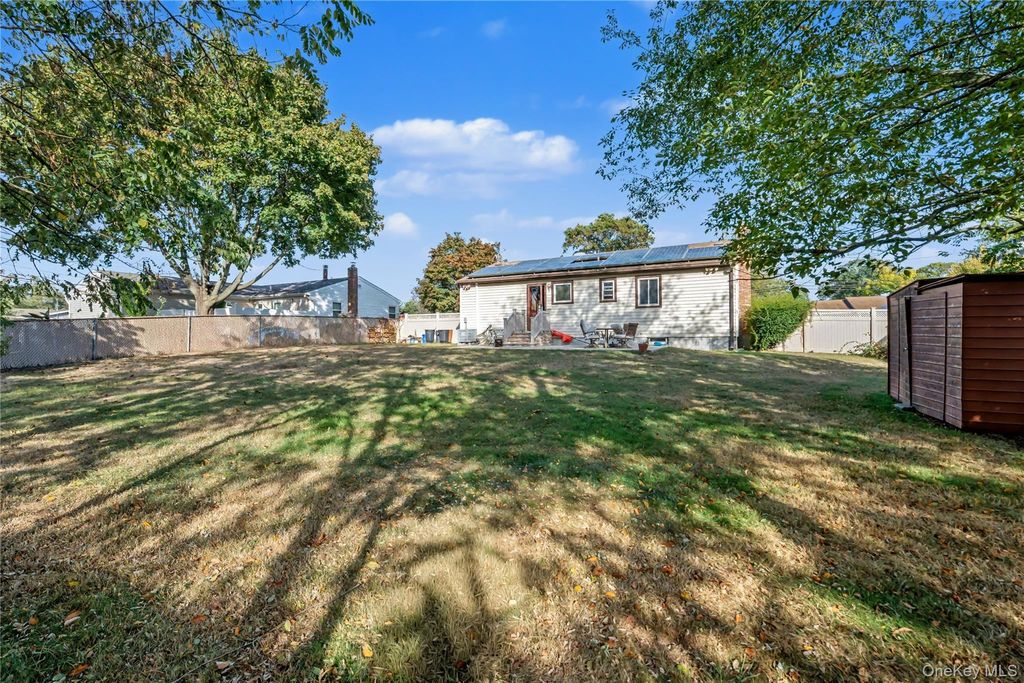Photo of 14 Campbell Street, Amityville, NY 11701 (MLS # 922264)