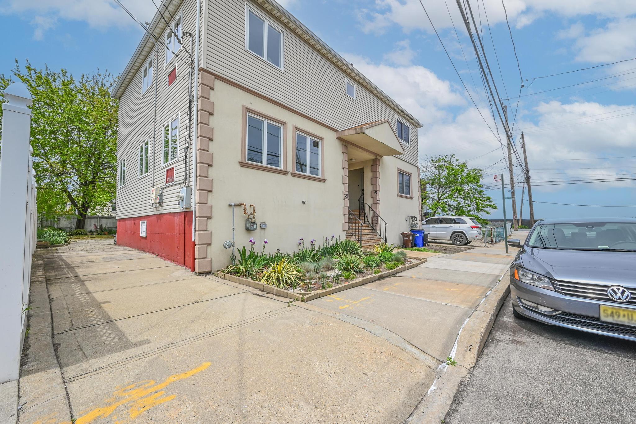 Property for Sale at Beach 87th Street, Rockaway Beach, Queens, NY - Bedrooms: 3 
Bathrooms: 3 
Rooms: 5  - $699,000
