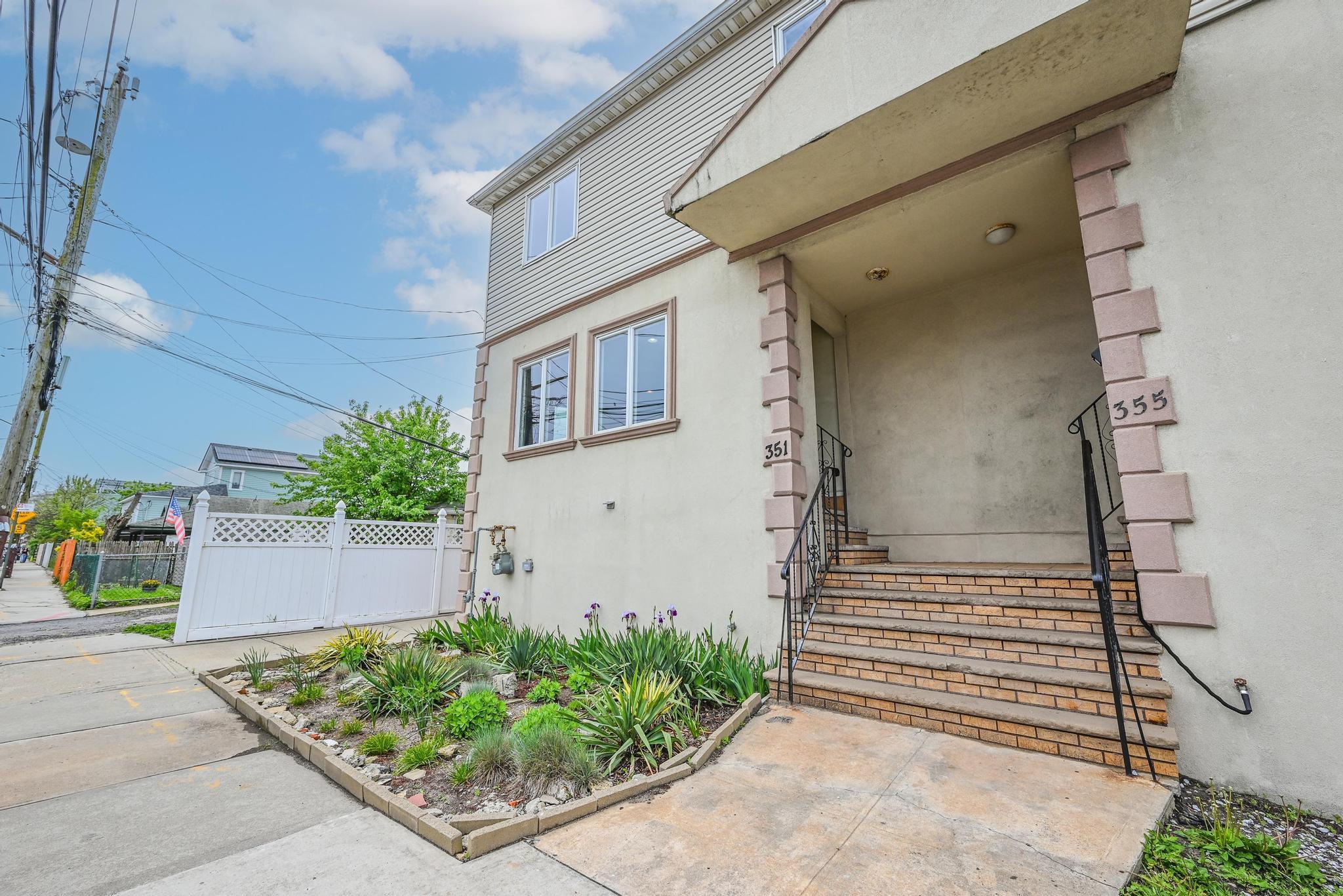 351 Beach 87th Street, Rockaway Beach, New York image 26