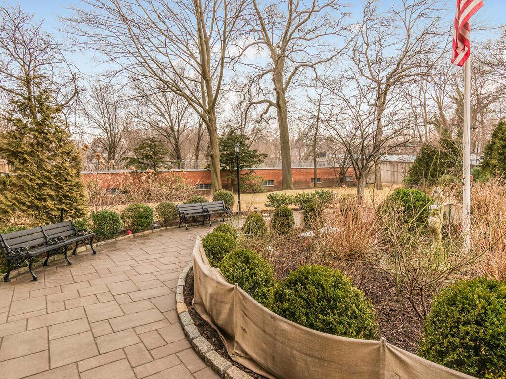 900 Palmer Road #3E, Bronxville, New York image 15