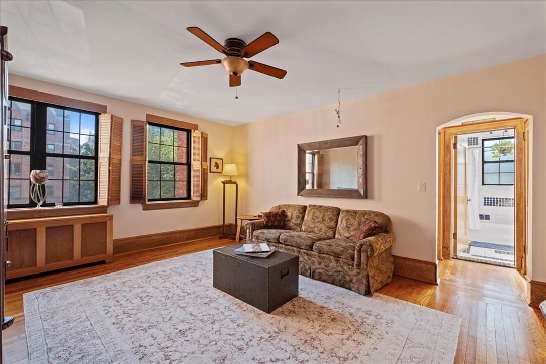 808 N Bronx River Road #4C, Bronxville, New York image 4