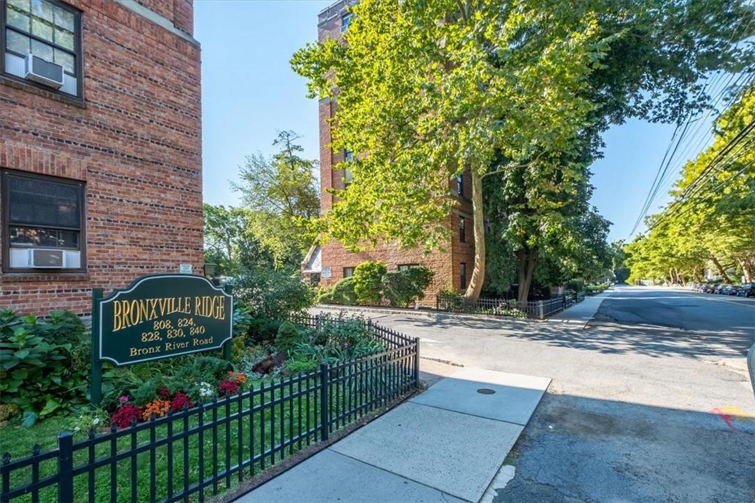 808 N Bronx River Road #4C, Bronxville, New York image 24
