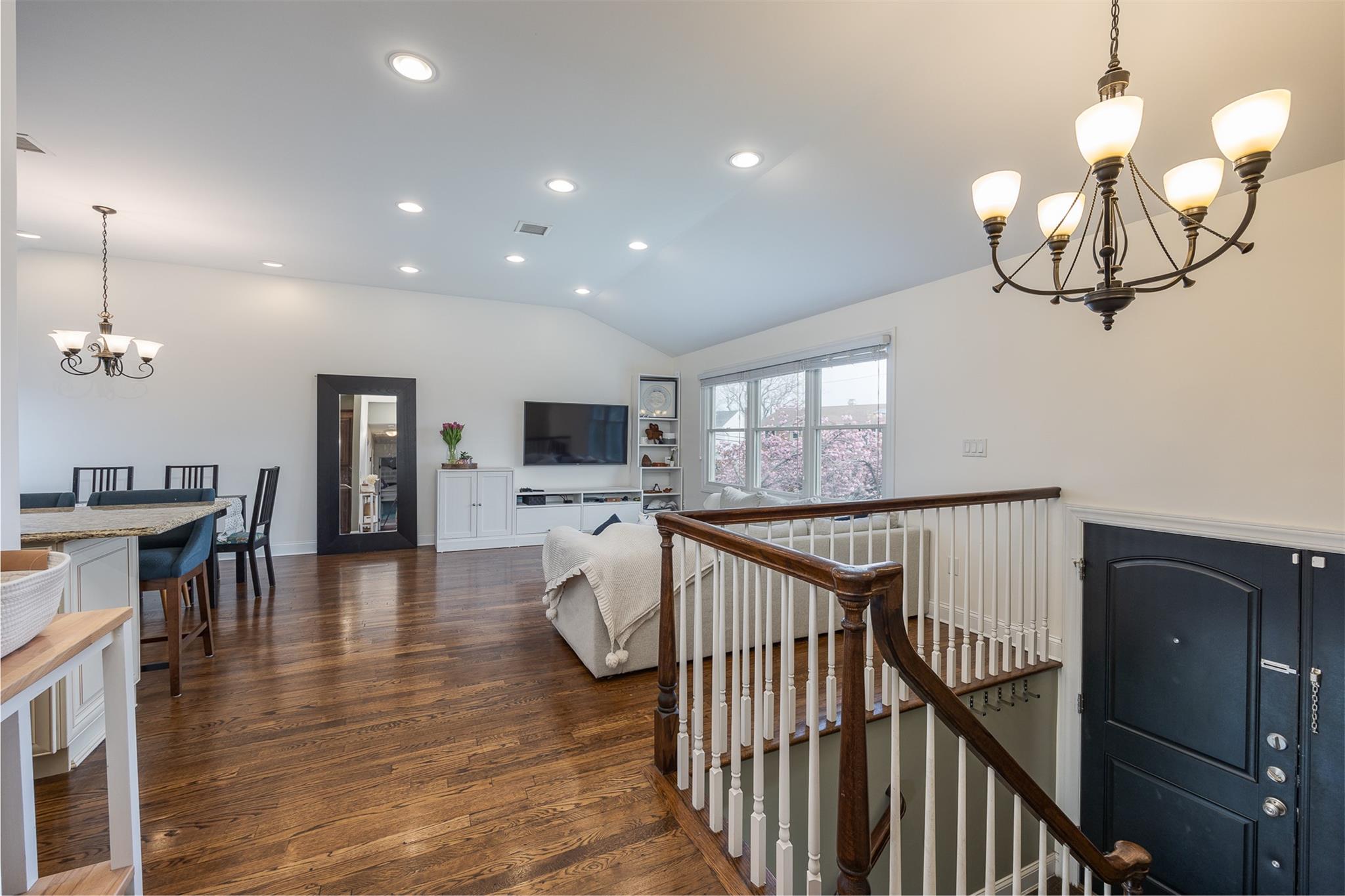 3845 Illona Lane, Oceanside, New York image 2