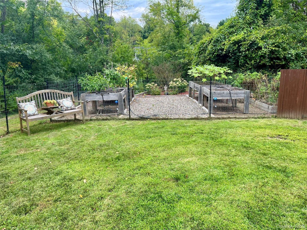 Photo of 4 Quail Lane, Tivoli, NY 12583 (MLS # 1044732)