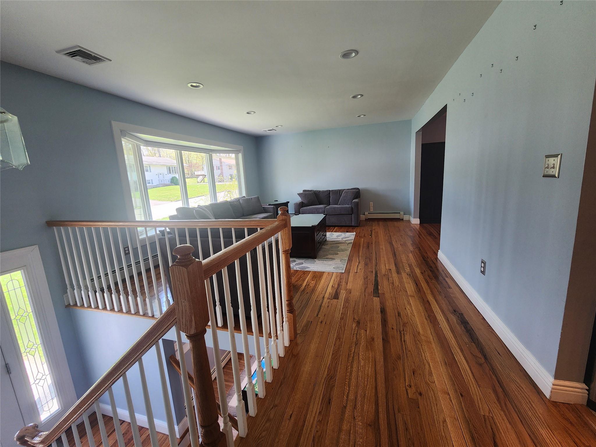 6 Hemlock Lane, Thiells, New York image 3