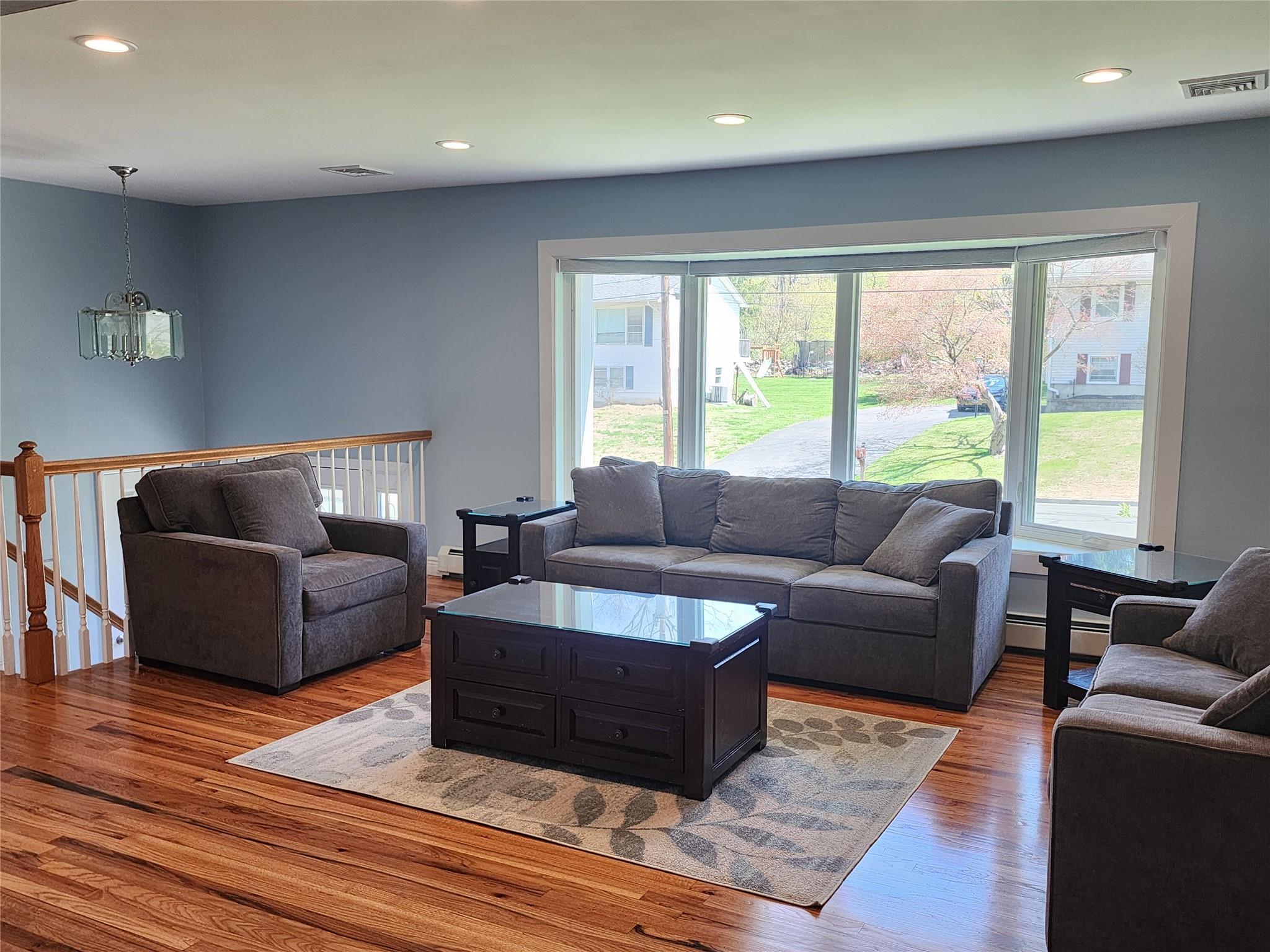 6 Hemlock Lane, Thiells, New York image 5