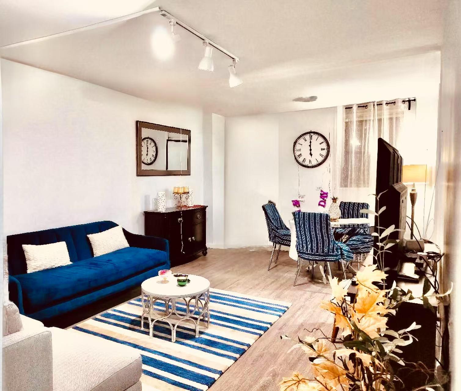 Melbourne Avenue Lf, Flushing, Queens, NY - 1 Bedrooms  
1 Bathrooms  
3 Rooms - 