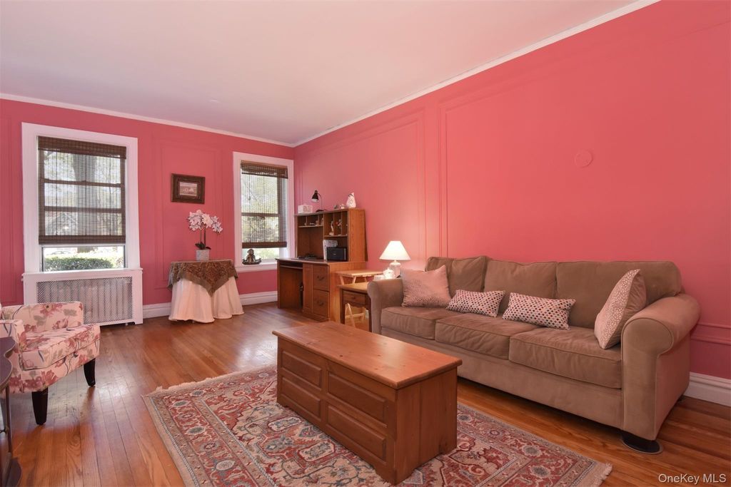 Photo of 445 Gramatan Avenue #EA3, Mount Vernon, NY 10552 (MLS # 992451)