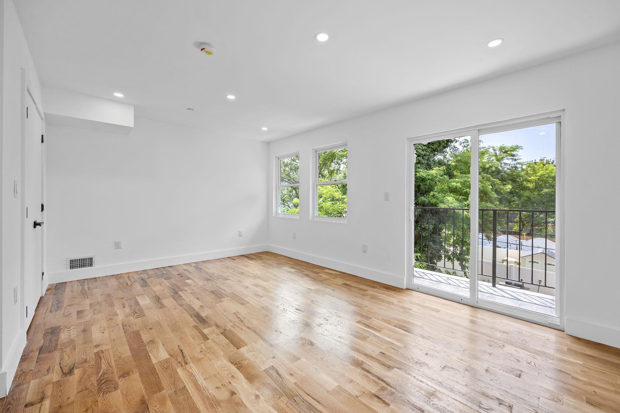 1116 Blake Avenue