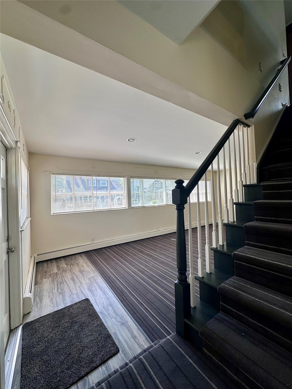 89 Park Avenue, Bay Shore, New York image 11