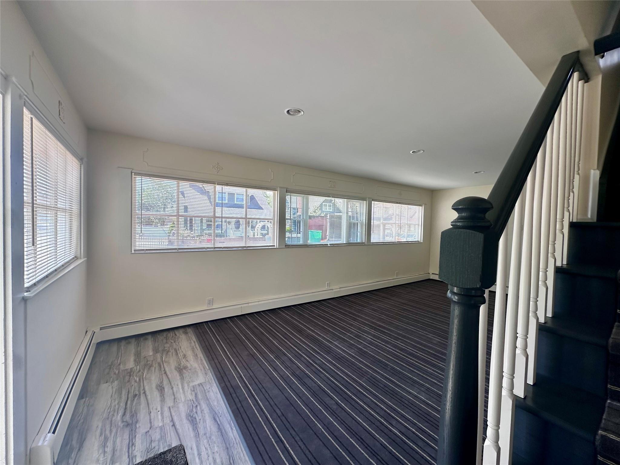 89 Park Avenue, Bay Shore, New York image 5