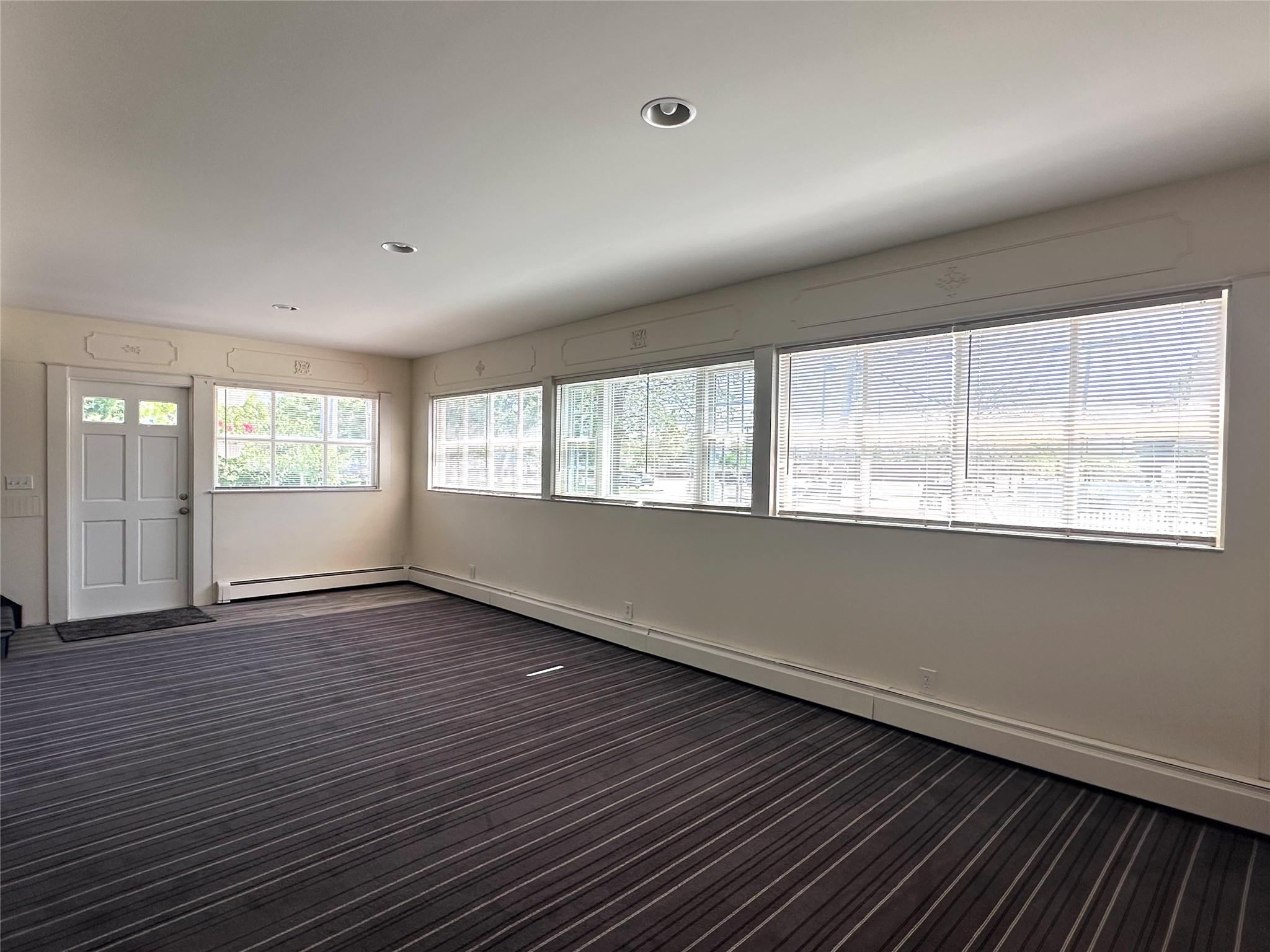 89 Park Avenue, Bay Shore, New York image 23