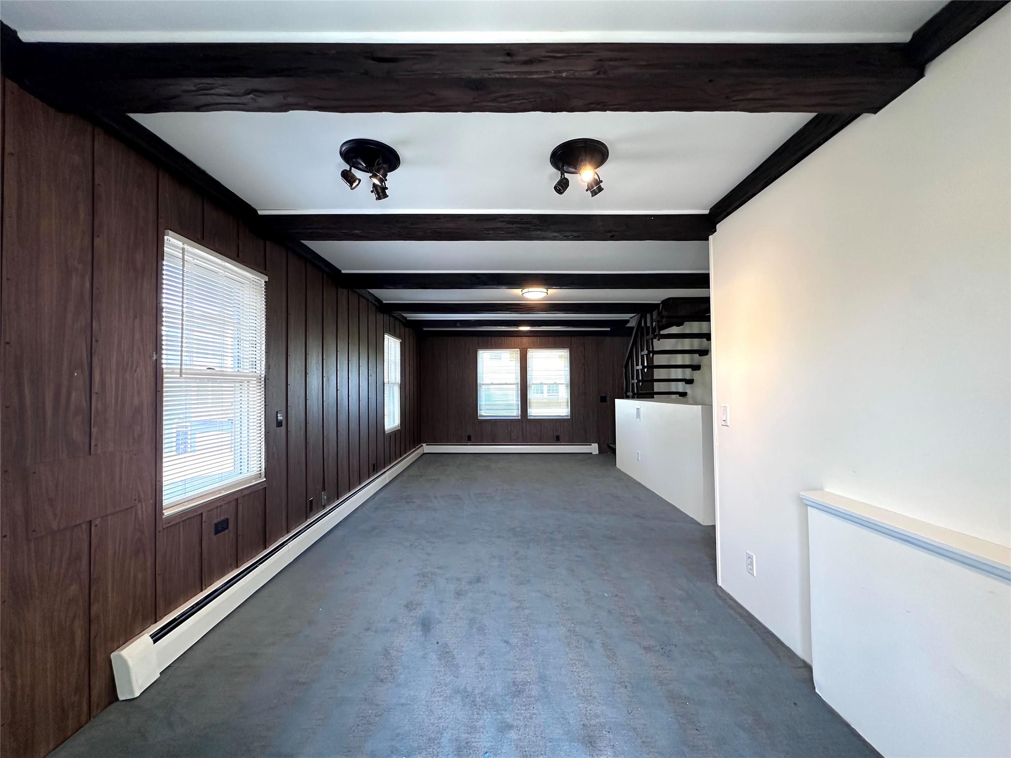 89 Park Avenue, Bay Shore, New York image 30