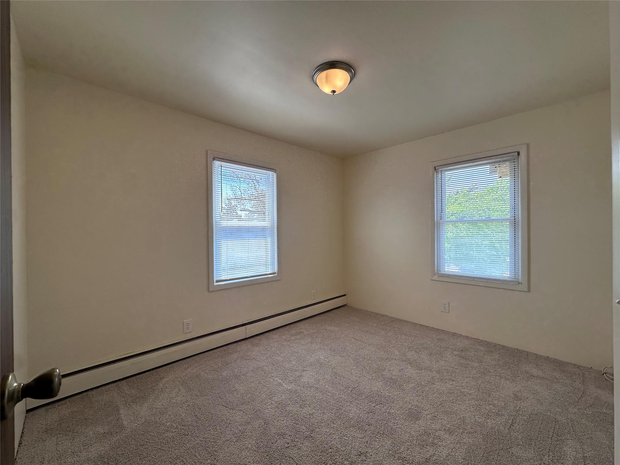 89 Park Avenue, Bay Shore, New York image 26