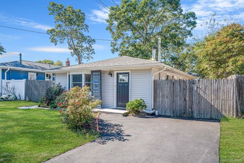 6 Bonny Drive, Mastic, NY 11950 - MLS#: 921641