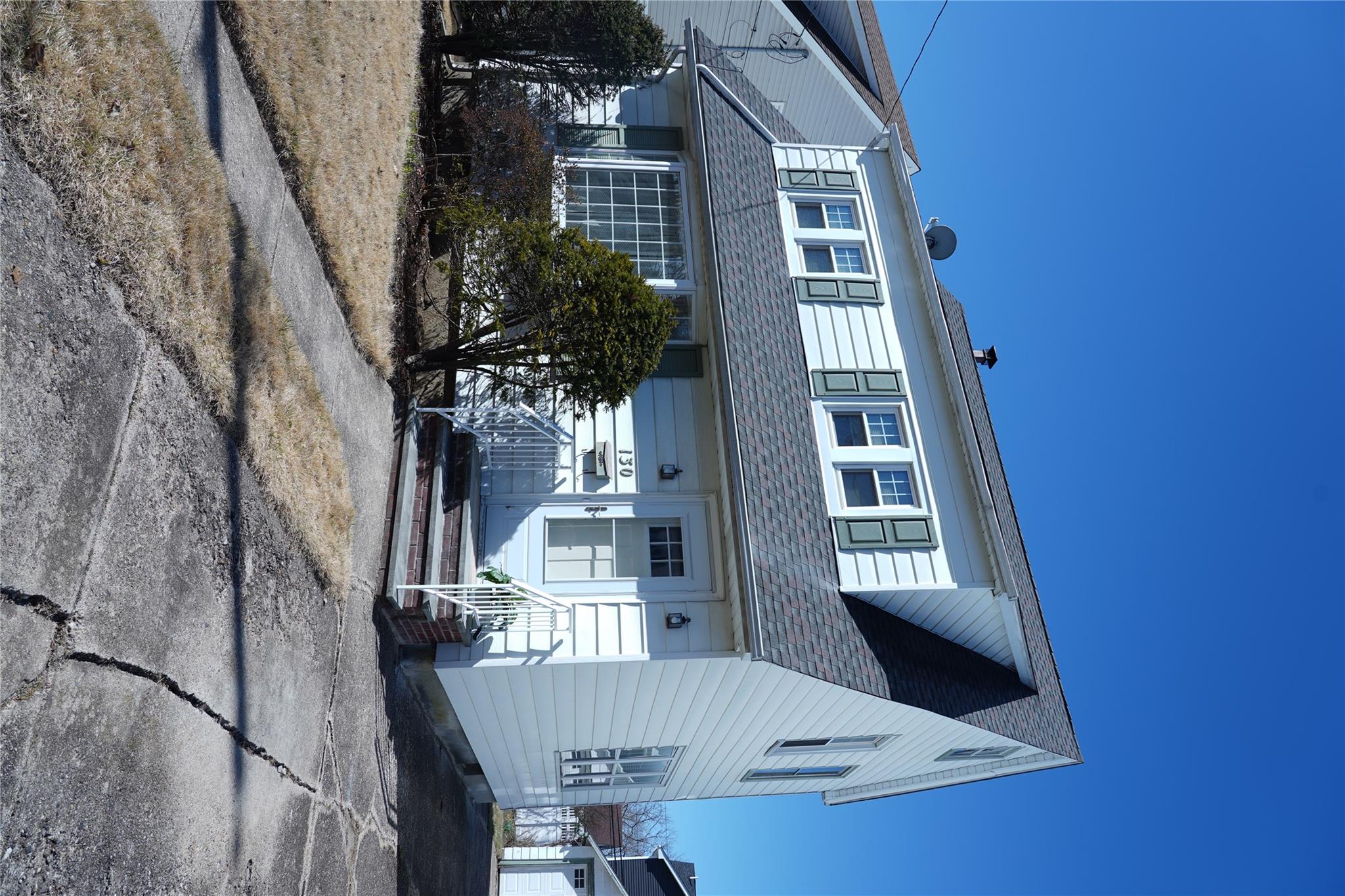 130 W Campbell Avenue, Williston Park, New York image 12