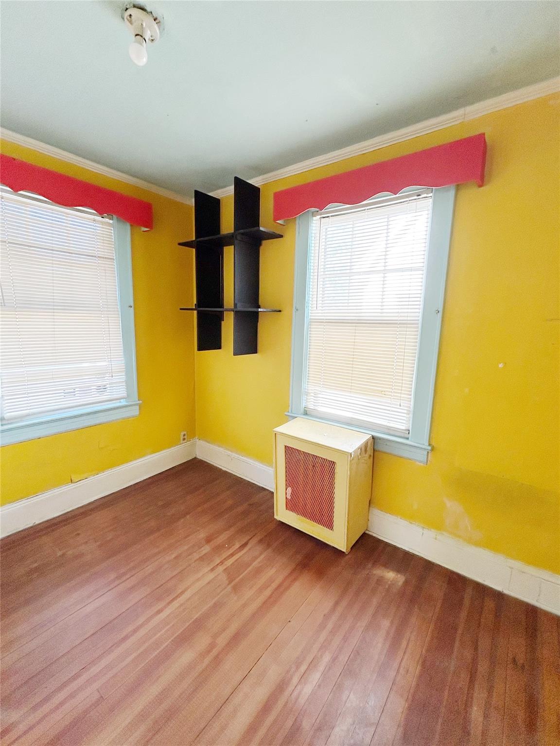 130 W Campbell Avenue, Williston Park, New York image 11