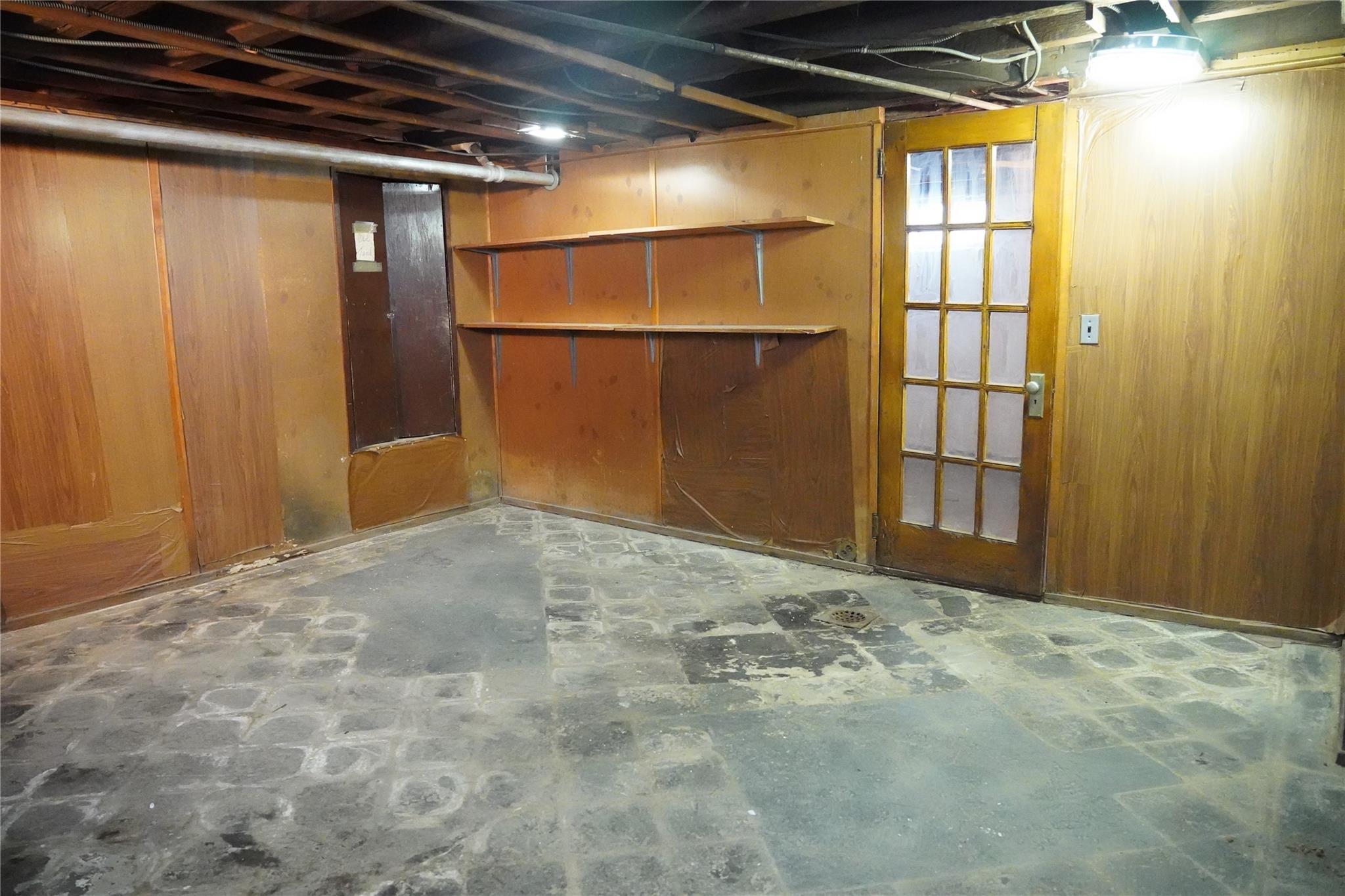 130 W Campbell Avenue, Williston Park, New York image 16