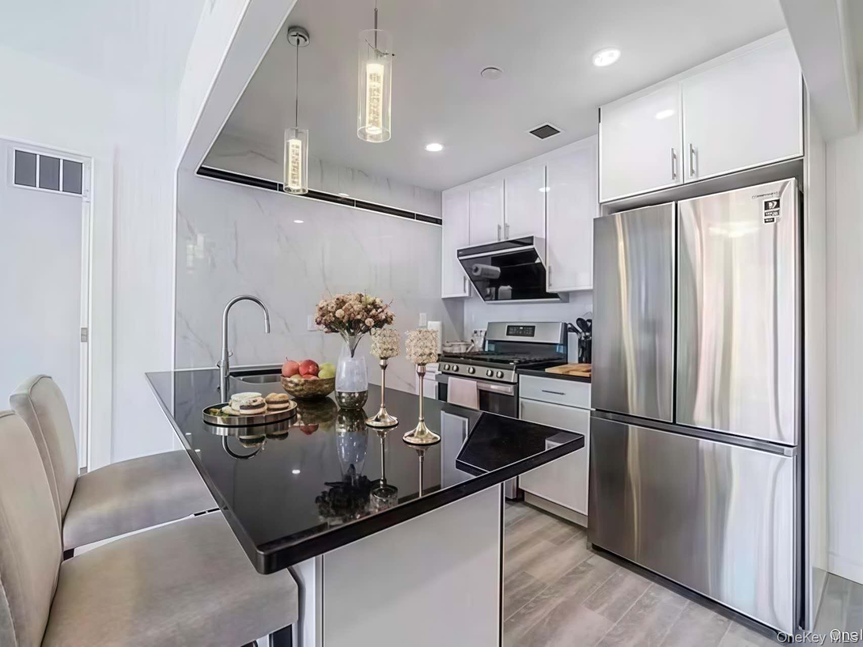 144-27 Sanford Avenue 6O