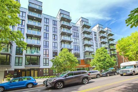 Condo For Sale - 144-27 Sanford Avenue #6O<br/> Flushing, NY 11355