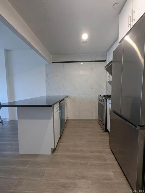 Condo For Sale - 144-27 Sanford Avenue #6O<br/> Flushing, NY 11355