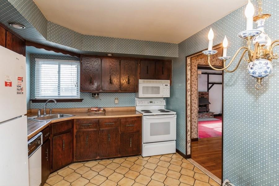 10 Anne Drive, Selden, New York image 11