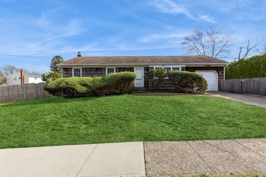 10 Anne Drive, Selden, New York image 2