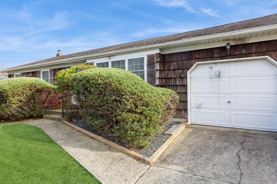 10 Anne Drive, Selden, New York image 8