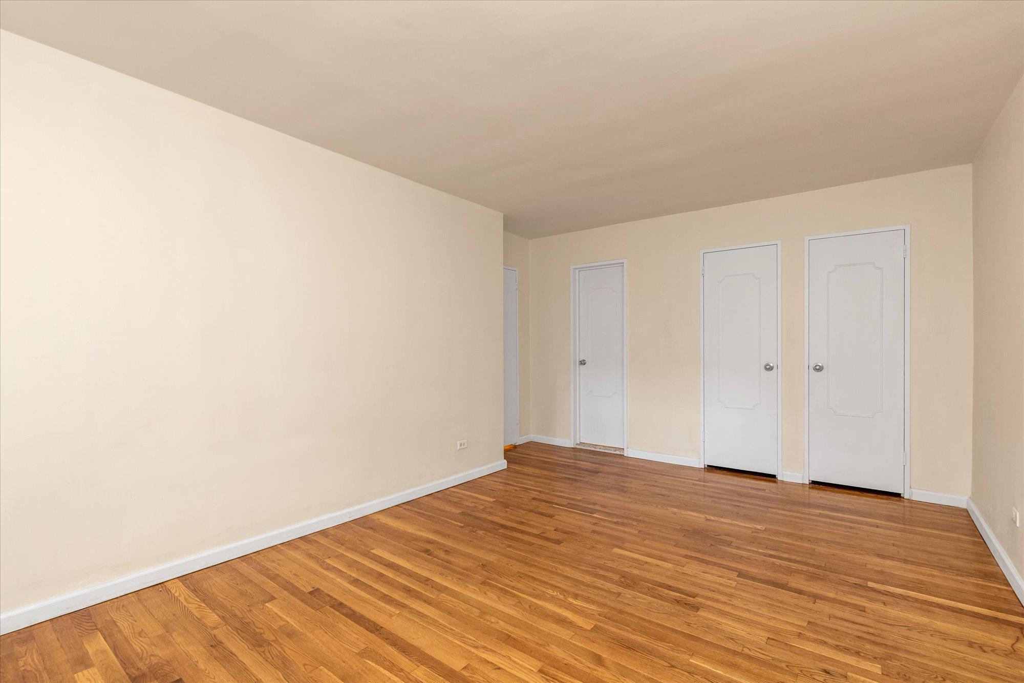 92-30 56th Ave Ave #5N, Elmhurst, New York image 9
