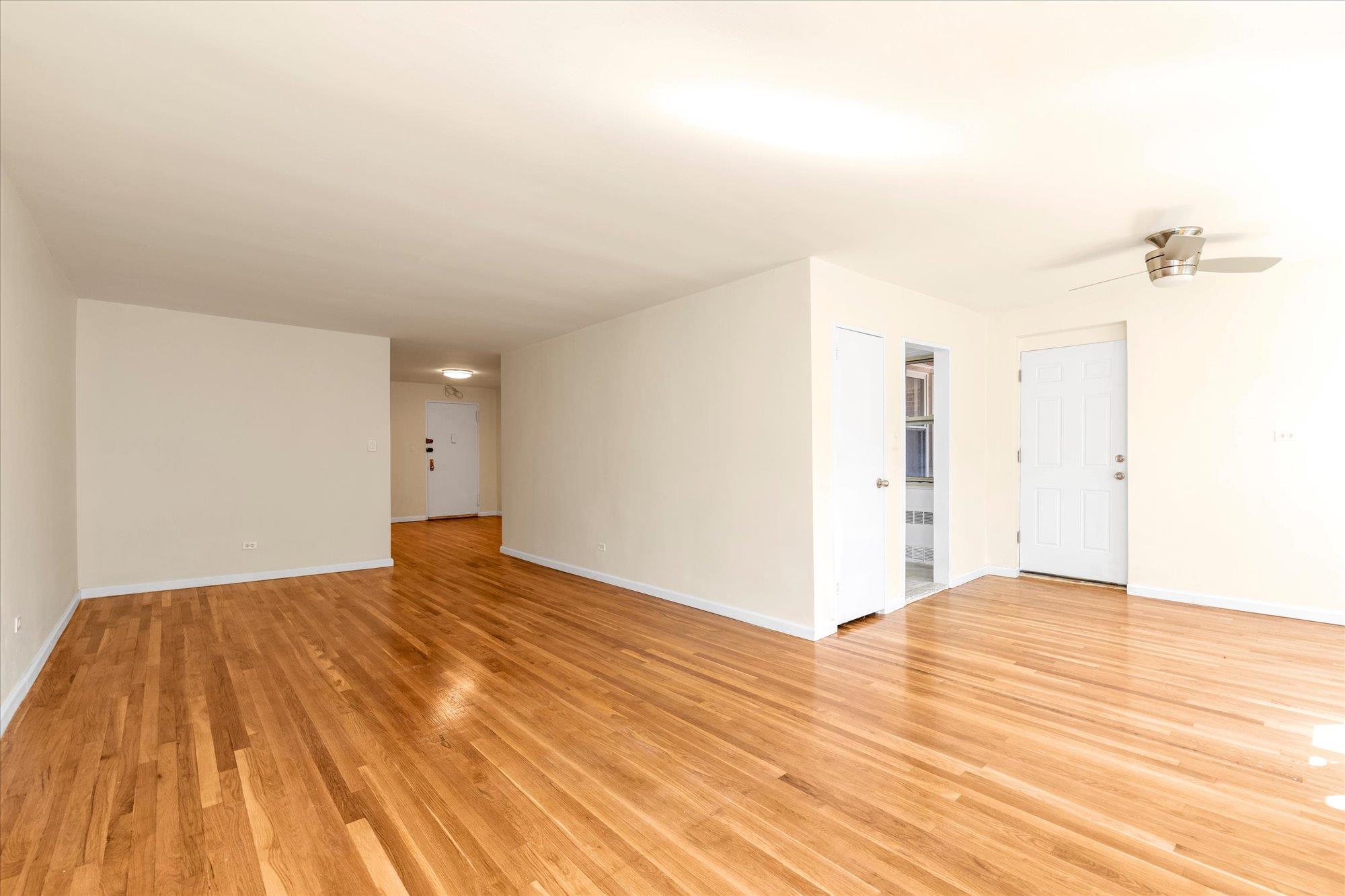 92-30 56th Ave Ave #5N, Elmhurst, New York image 3