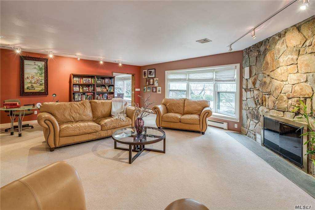 335 Jericho Turnpike, Old Westbury, New York image 6