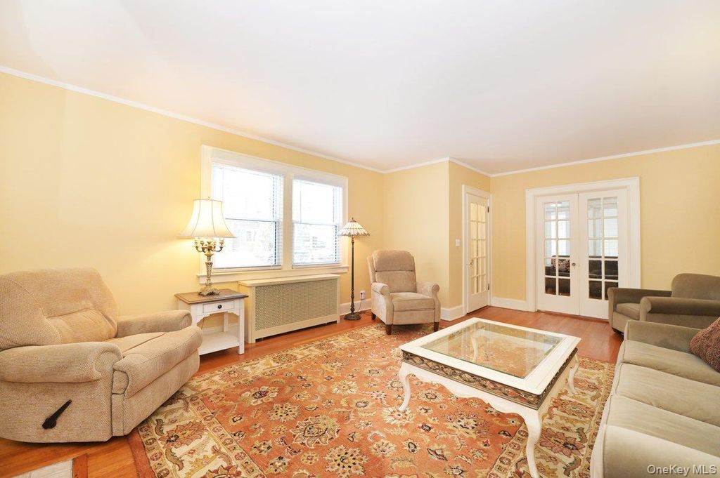 Photo of 68 Hudson Road, Floral Park, NY 11001 (MLS # 960855)