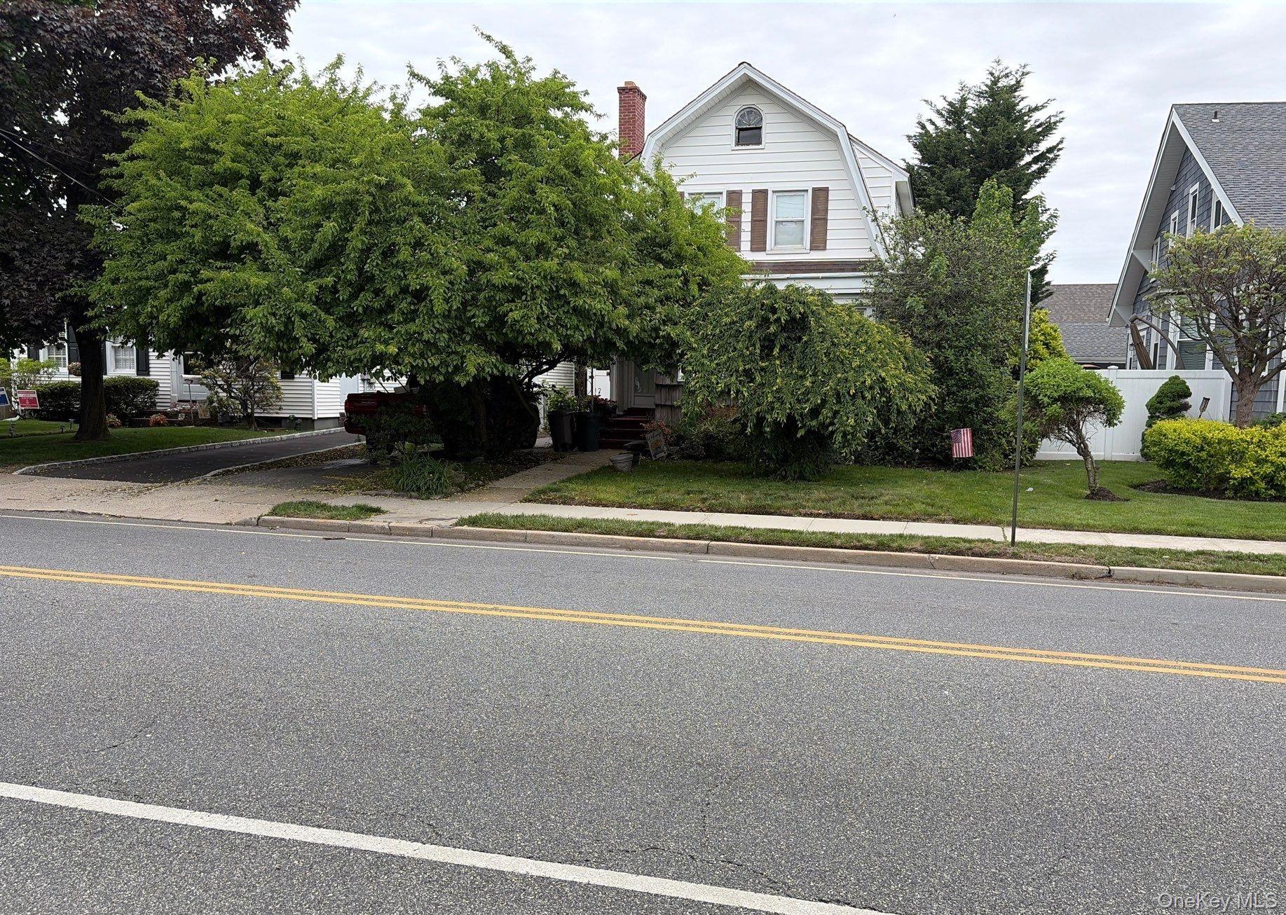 259 Lincoln Avenue