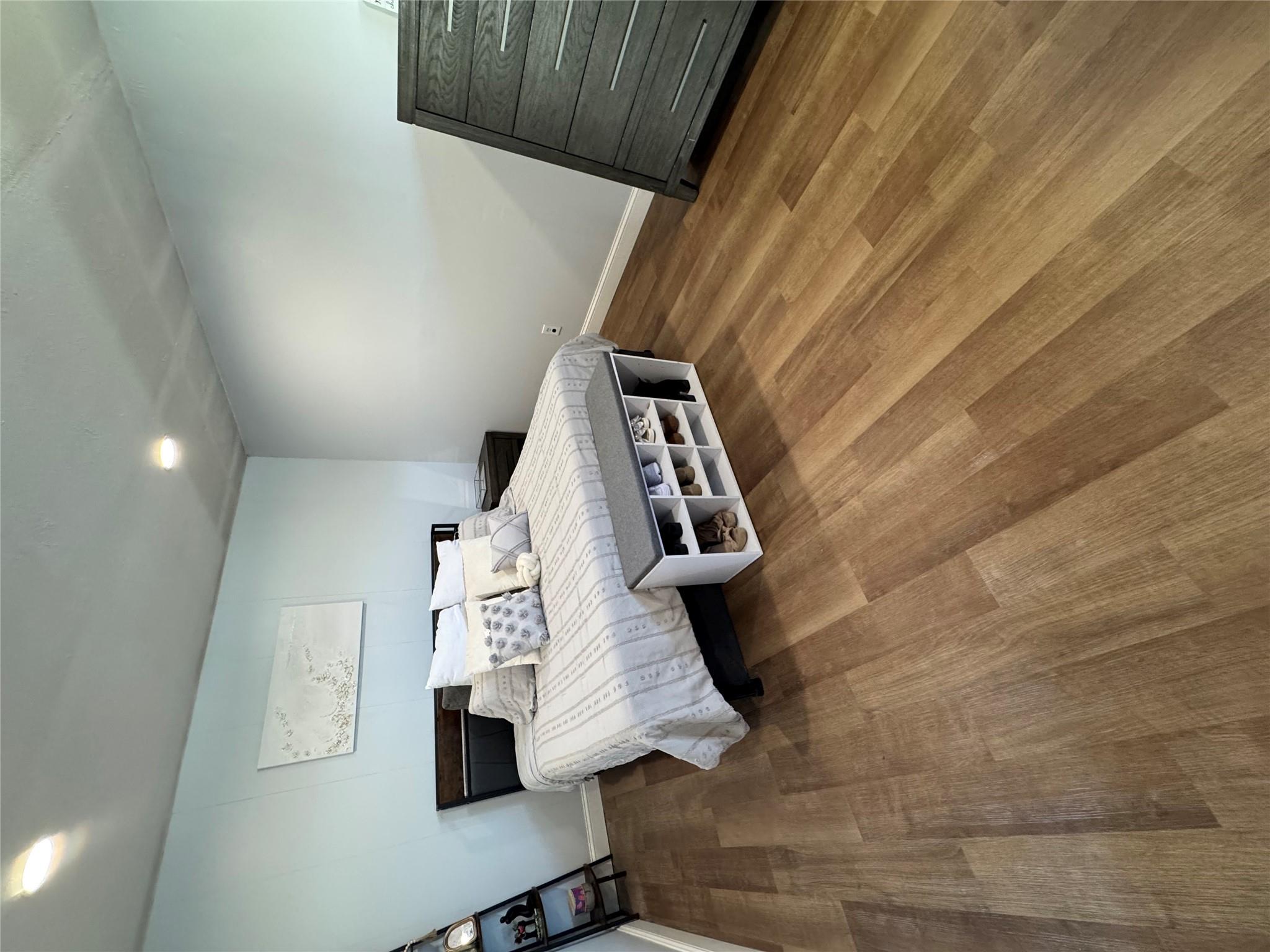 42 S Howell Avenue, Farmingville, New York image 11