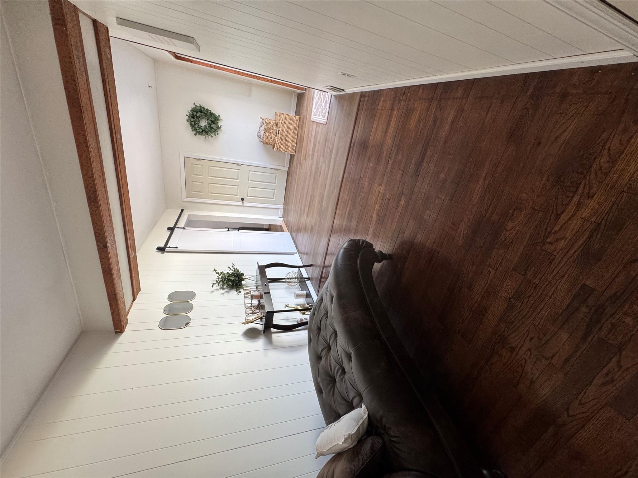 42 S Howell Avenue, Farmingville, New York image 21