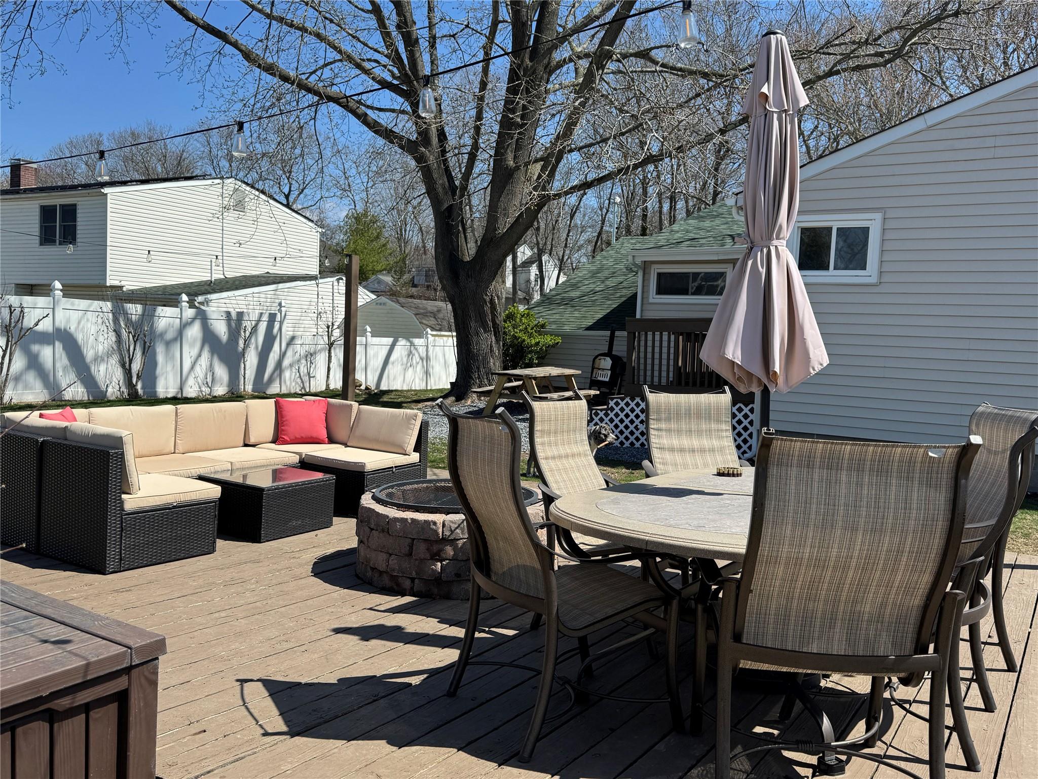 42 S Howell Avenue, Farmingville, New York image 4