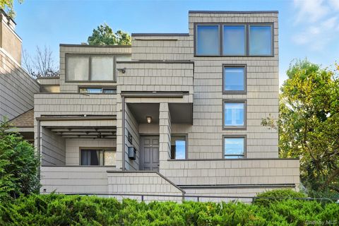 Photo of 216 Purchase Street #P, Rye, NY 10580 (MLS # 904003)