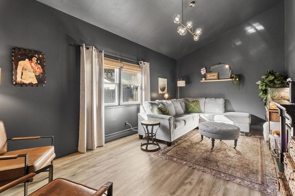 Photo of 24 Parkside Avenue, Miller Place, NY 11764 (MLS # 943044)