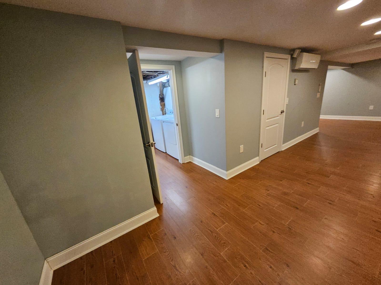 Oyster Bay, New York 11803, United States, 4 Bedrooms Bedrooms, ,3 BathroomsBathrooms,Residential,Active,88917