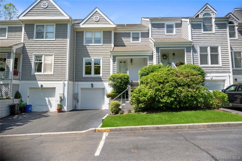 Condo For Sale - 36 Sea Court Lane<br/> Port Jefferson, NY 11777